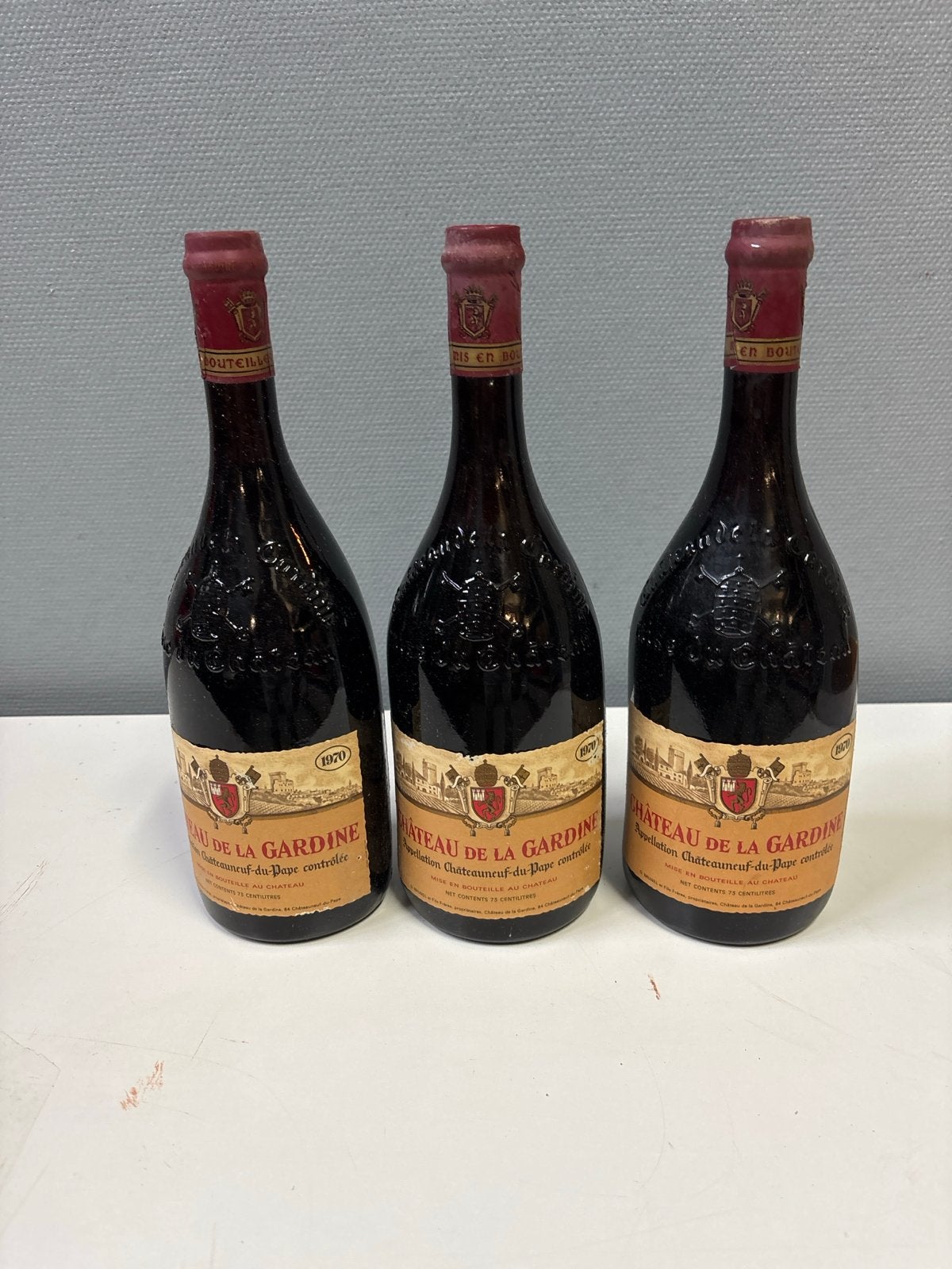 3 flessen Château de la Gardine Châteauneuf-du-Pape 1970, Verzamelen, Gebruikt, Frankrijk, Ophalen of Verzenden, Rode wijn