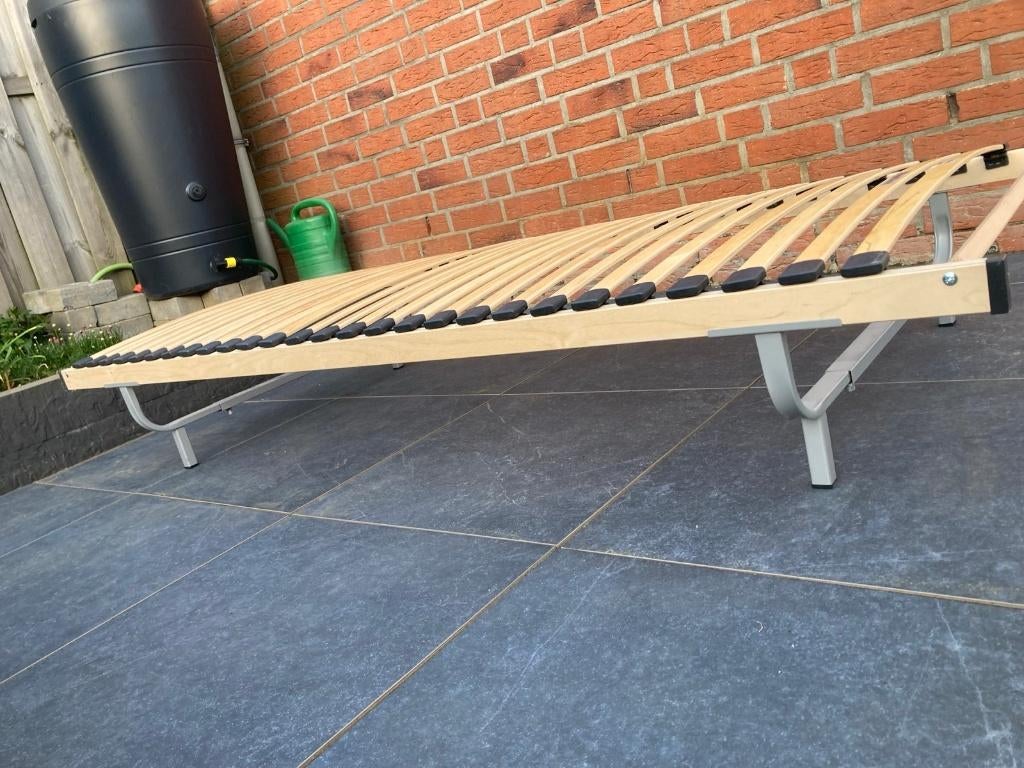 Lattenbodem 90x200 inclusief onderzetpoten, Ophalen, 90 cm, Eenpersoons, Zo goed als nieuw