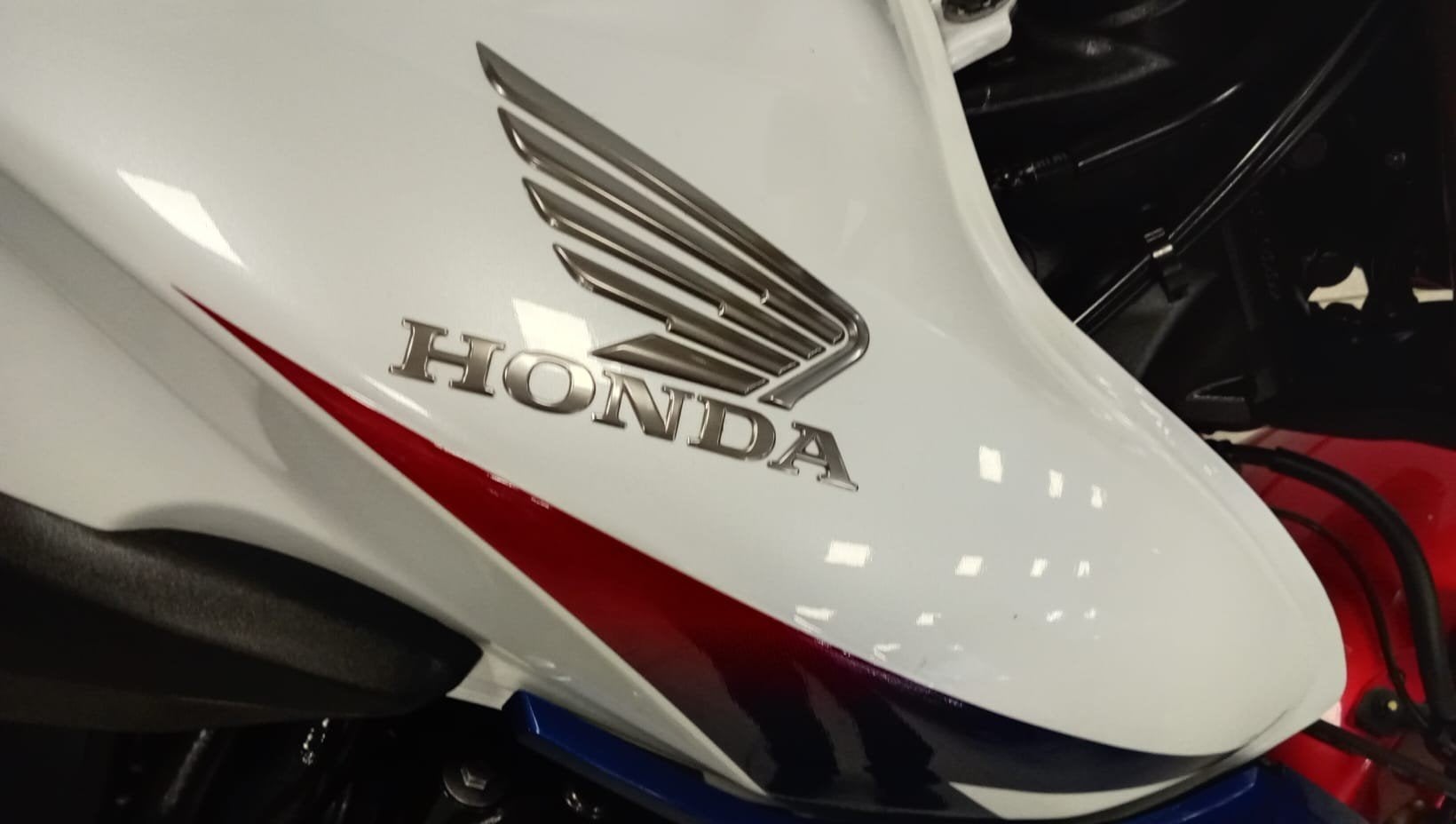 Honda CB 1000 R ABS (bj 2012), Bedrijf, Honda Motor Europe Limited, Customer.service@honda-eu.com, Rivium Boulevard 200-234
2909 LK  CAPELLE AAN DEN IJSSEL, NL