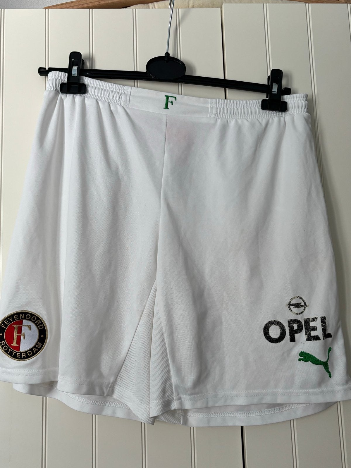 Feyenoord Puma Opel Voetbalbroekje Maat M, Maat 48/50 (M), Wit, Ophalen of Verzenden, Voetbal