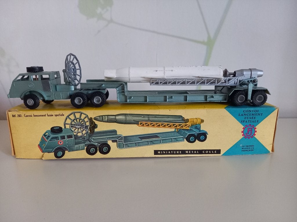 legertruck met raket transporter, Ophalen of Verzenden, Gebruikt, Auto