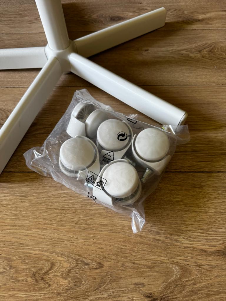 IKEA JULES Bureaustoel met nieuwe wielen, Ophalen, Gebruikt, Wit, Bureaustoel
