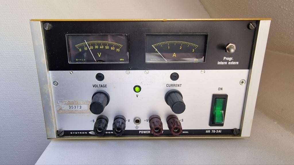 Systron Donner HR 70-3AI Voeding Regelbaar 70Volt 3A, Hobby en Vrije tijd, Elektronica-componenten, Ophalen of Verzenden, Zo goed als nieuw