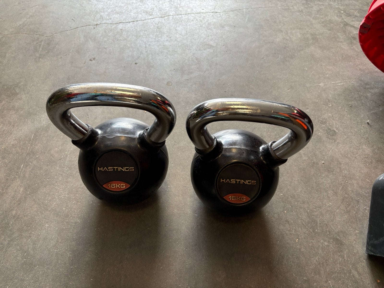 2 x 16 kg kettlebells kettlebell gewichten, Sport en Fitness, Fitnessmaterialen, Ophalen, Gebruikt, Hastings, 2 x 16 kg