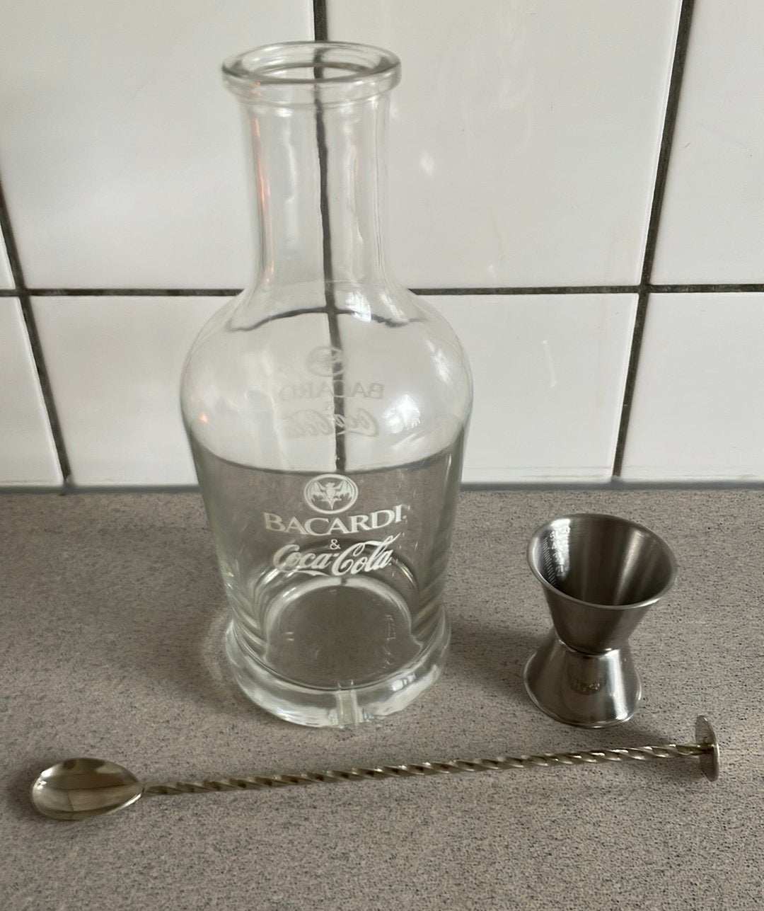 Bacardi en Coca Cola karaf, lepel en maatbeker, Verzenden, Zo goed als nieuw