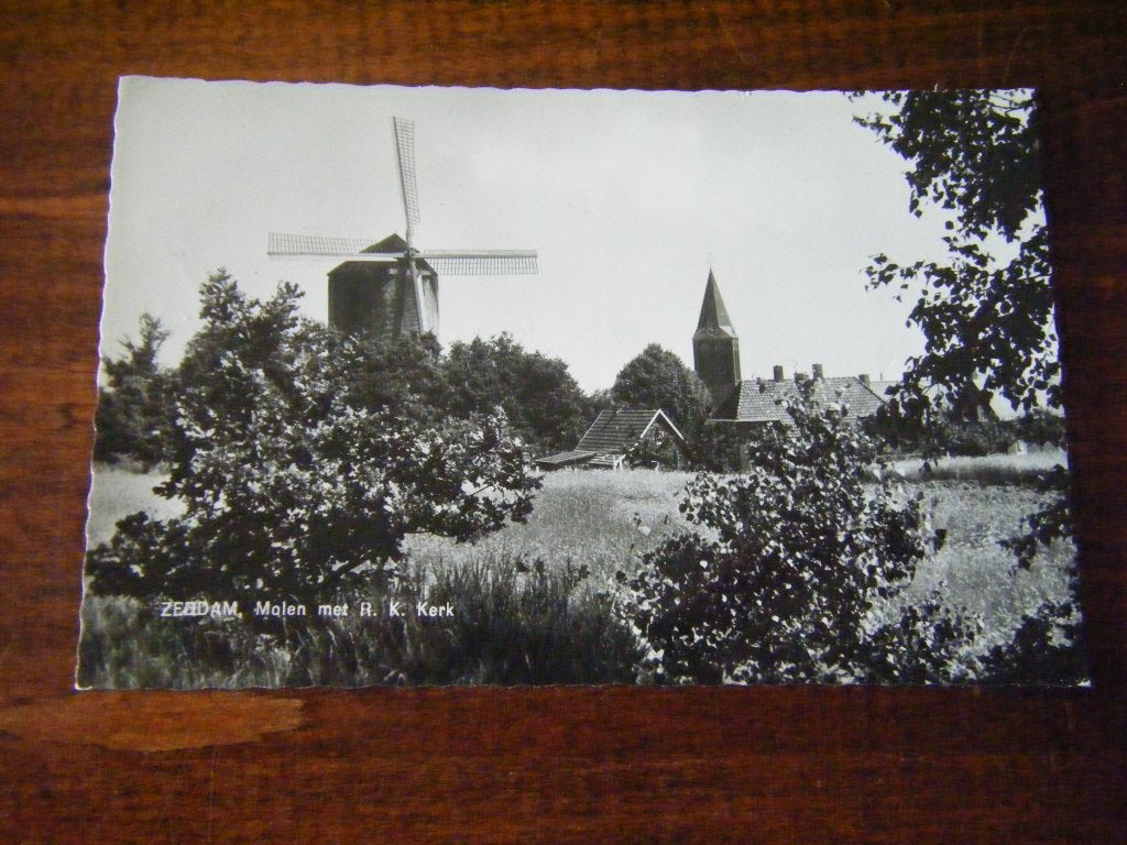 O39 - Zeddam - Molen - Panorama - 1965 - Mooi/Oud, Ophalen of Verzenden, 1960 tot 1980, Gelderland