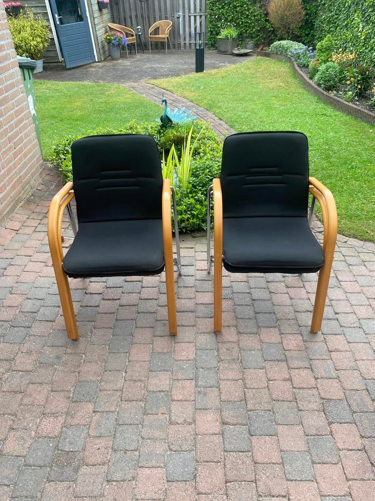 4 gratis stoelen, Huis en Inrichting, Stoelen, Ophalen, Gebruikt, Eén