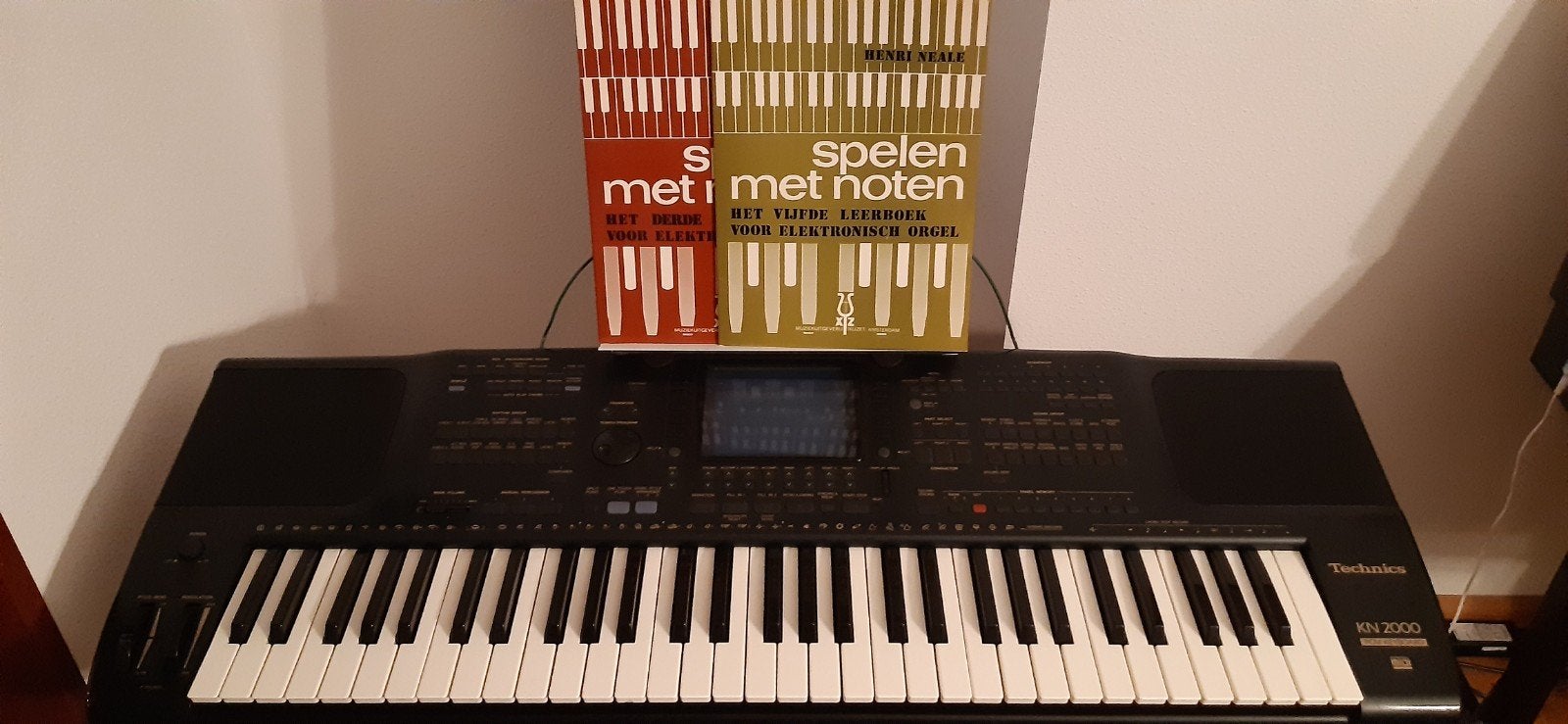 Technics keyboard KN2000, Ophalen, 61 toetsen, Technics