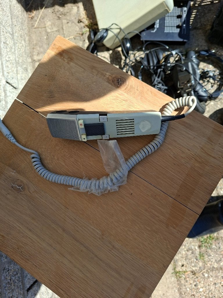 vintage oude microfoon, Muziek en Instrumenten, Microfoons, Ophalen of Verzenden, Gebruikt, Overige typen