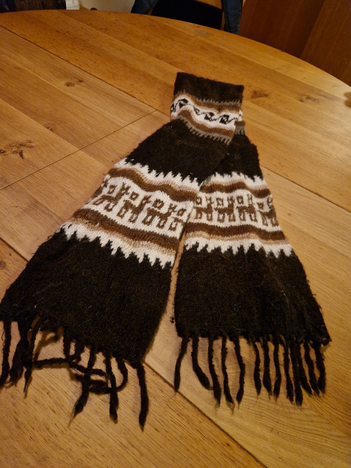 Wollen Noorse sjaal, Ophalen of Verzenden, Nieuw, Maat 46/48 (XL) of groter, Sjaal