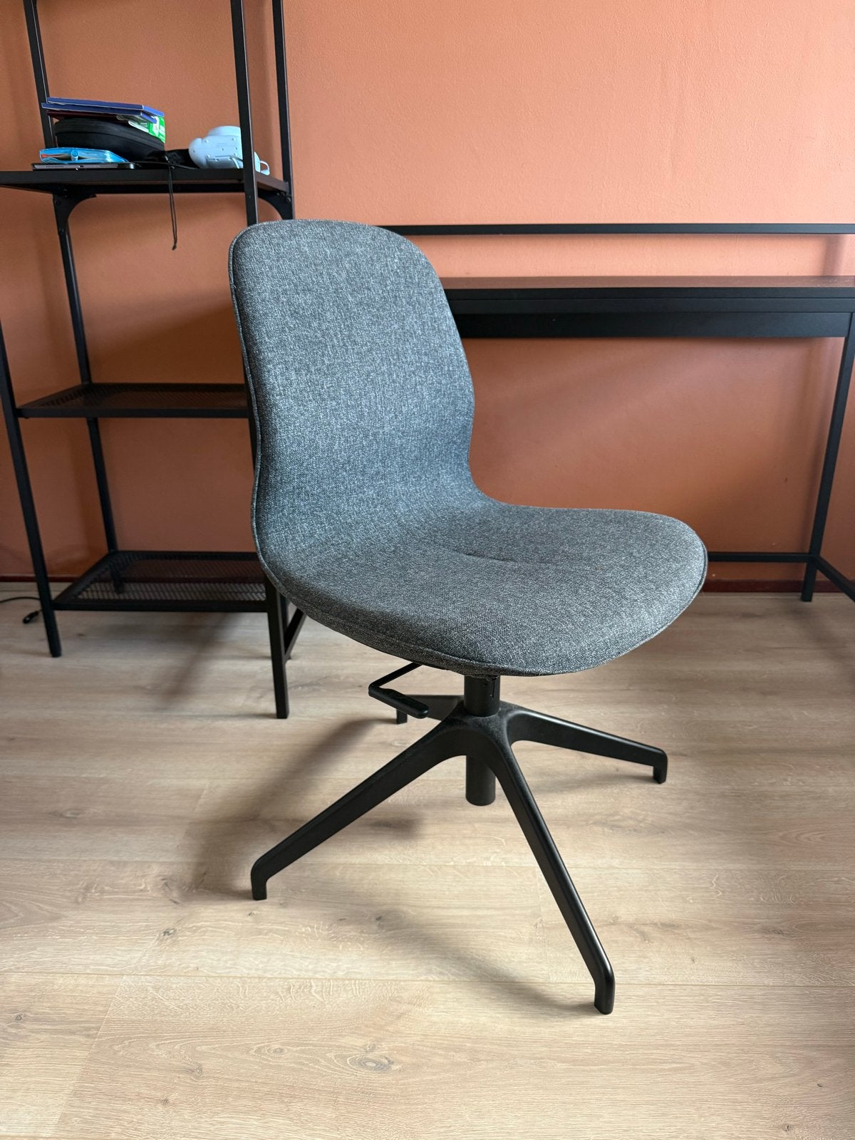 Ikea grijze bureaustoel, Ophalen, Zo goed als nieuw, Eén, Stof