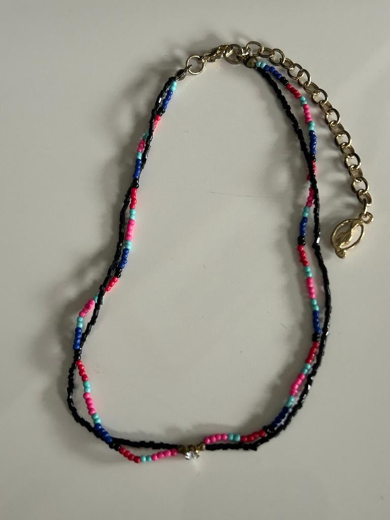 Kastopruiming, choker ketting met glim steentje en kraaltjes, Ophalen of Verzenden, Overige materialen