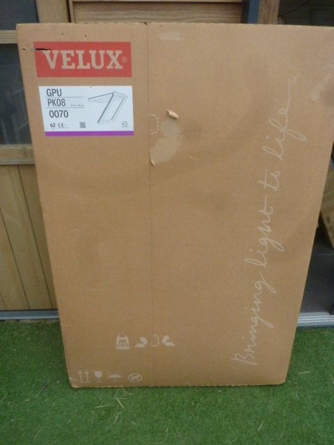Nieuw kunststof Velux uitzet tuimelvenster /GPU PK08 (94x140, Ophalen, Nieuw, Kunststof