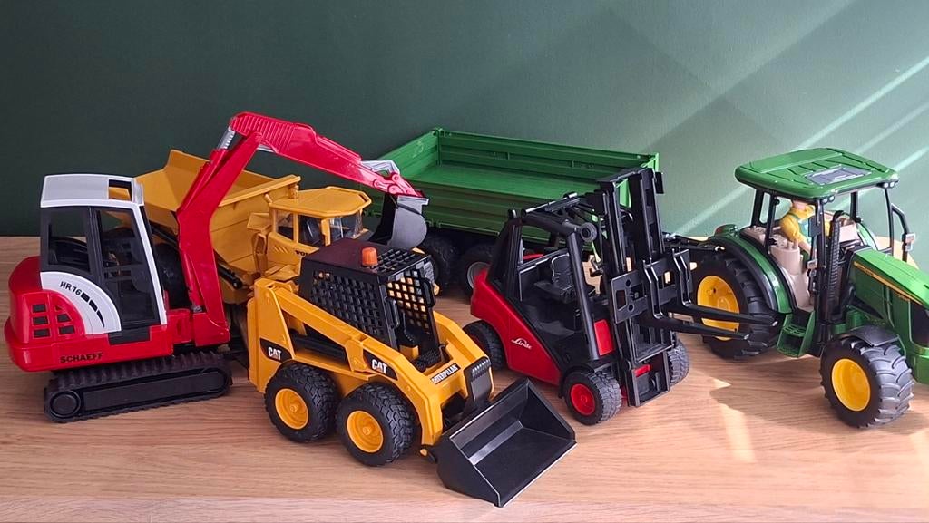 Grote set Bruder auto's GERESERVEERD, Kinderen en Baby's, Speelgoed | Speelgoedvoertuigen, Zo goed als nieuw, Ophalen of Verzenden