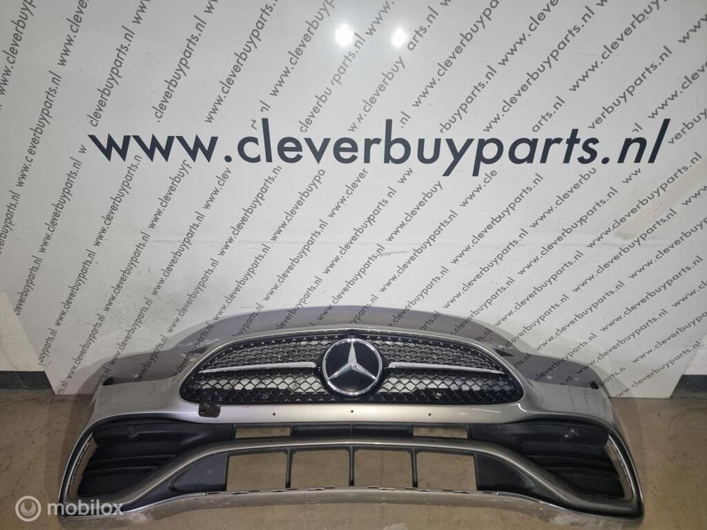 Voorbumper origineel C-klasse W206 ('21->) A2068858401, Gebruikt, Voor, Mercedes-Benz, Ophalen of Verzenden