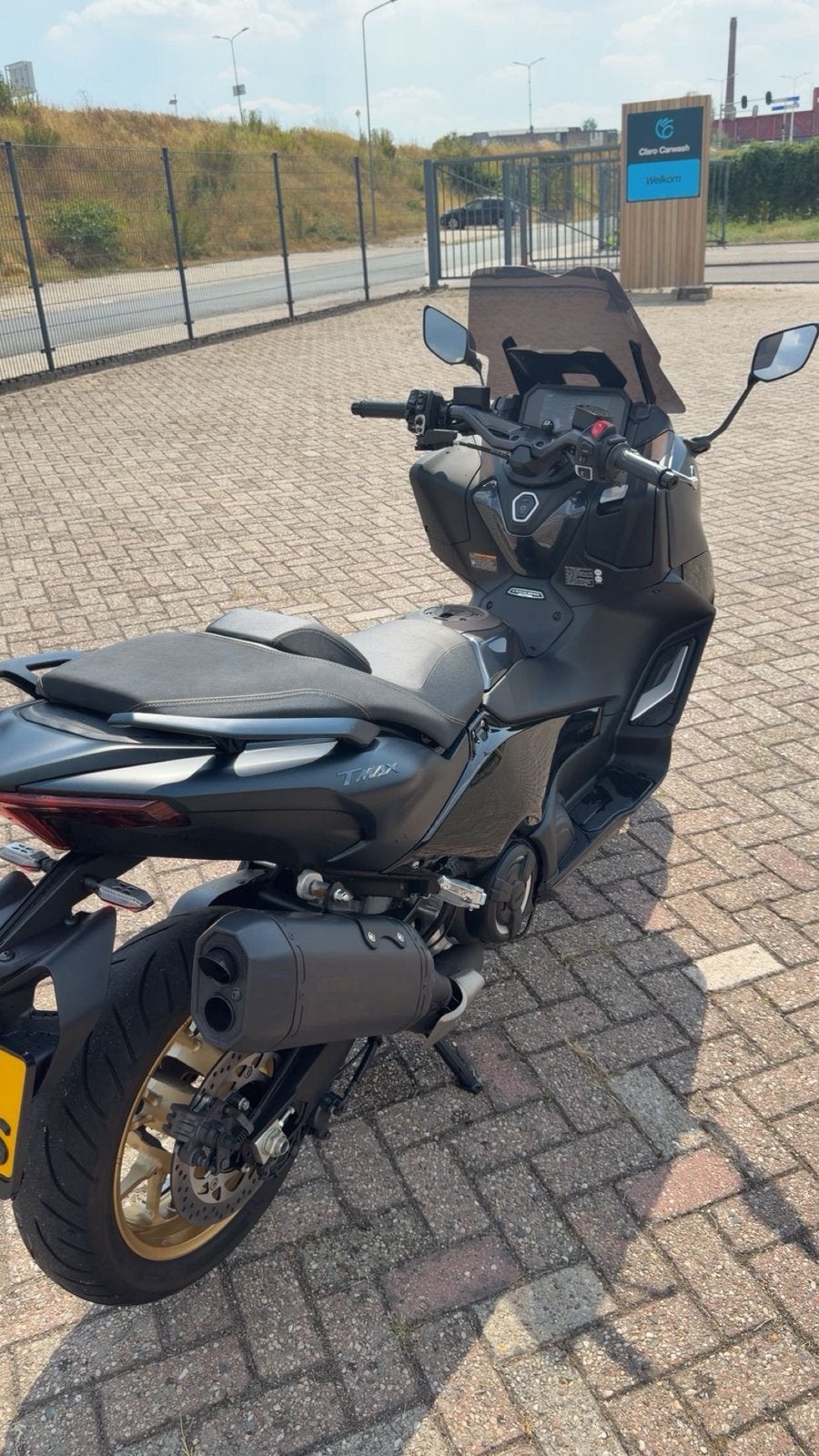 Foto 4 van Yamaha t-max 560 tech-max