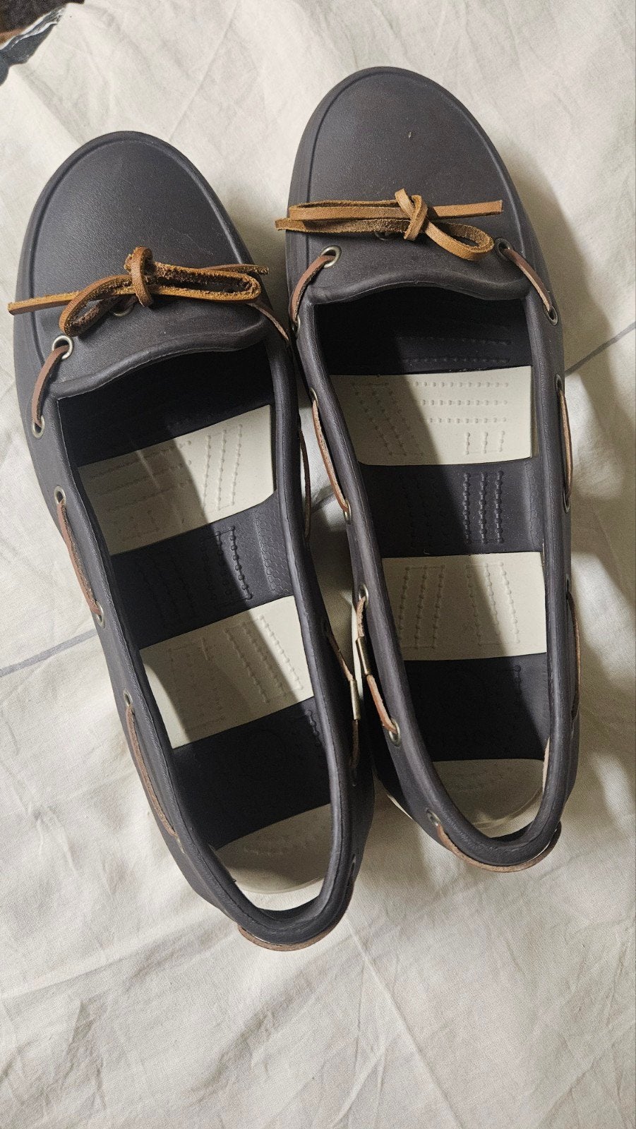crocs mocassins 42, Bruin, Zo goed als nieuw, Crocs, Sandalen of Muiltjes