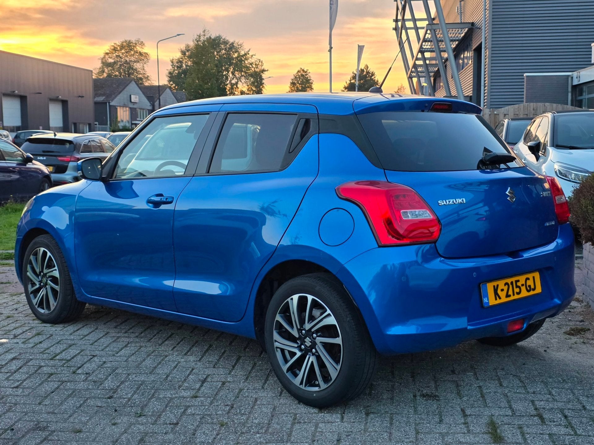 Suzuki Swift 1.2 Style Smart Hybrid |AUTOMAAT|CLIMA|CRUISE, Auto's, Stof, Gebruikt, Euro 6, 4 cilinders