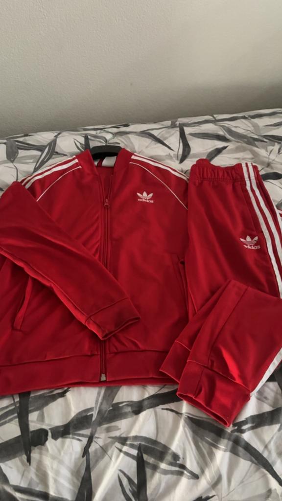 Adidad set, Ophalen of Verzenden, Zo goed als nieuw, Overige typen