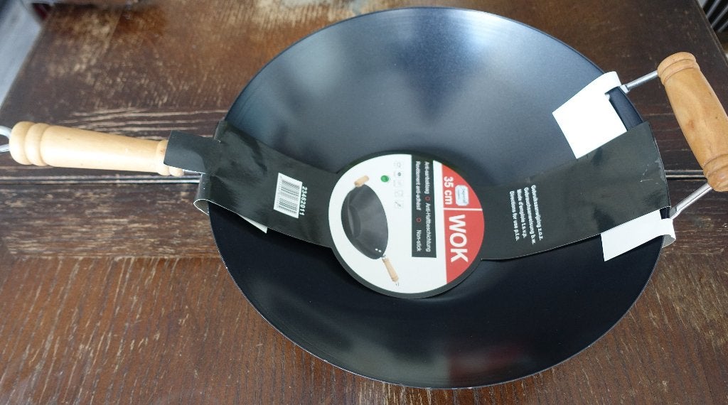 Wok pan 35 cm. Paar jaar oud maar ongebruikt., Ophalen, Zo goed als nieuw, Gietijzer, Wok