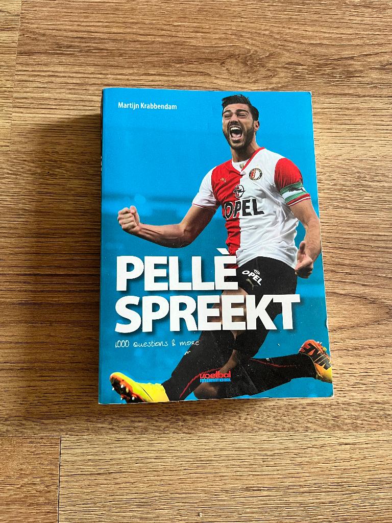Boek Pelle spreekt, Boeken, Ophalen of Verzenden, Gelezen, Martijn Krabbendam, Balsport