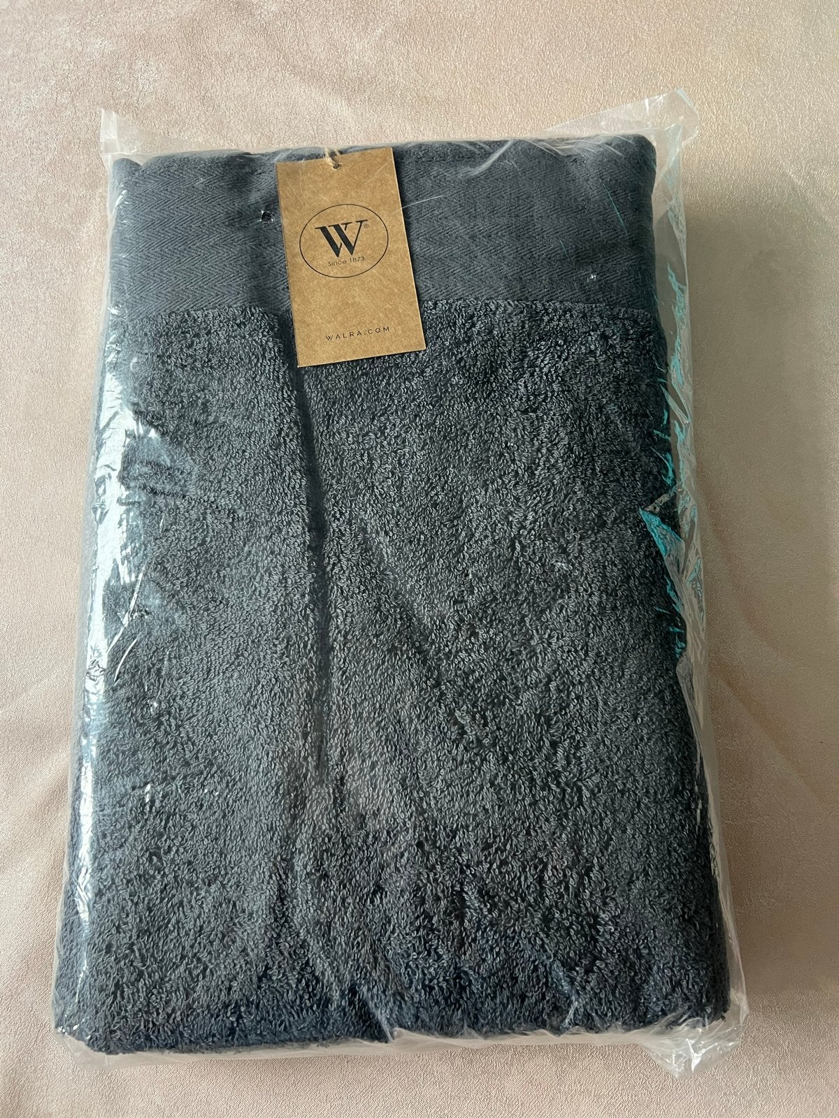 Walra handdoek antraciet 70x140 cm, Overige merken, Handdoek, Nieuw, Ophalen of Verzenden