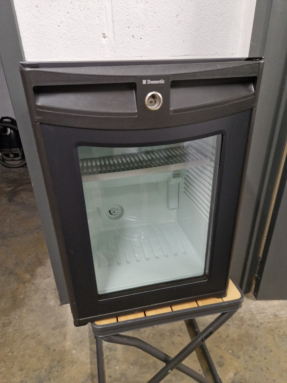 Dometic koelkast minibar, Ophalen, Minder dan 60 cm, Minder dan 85 cm