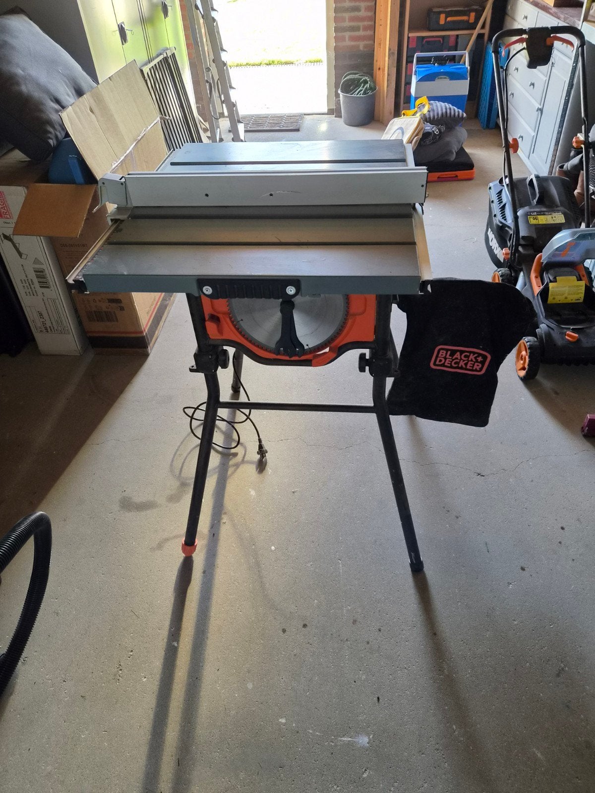 Black & Decker Zaagtafel - Krachtig en Betrouwbaar, Ophalen, Gebruikt, Cirkelzaag, 70 mm of meer