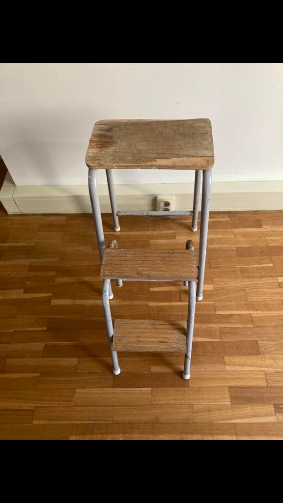 Trapje gebruikt, Huis en Inrichting, Krukjes, Ophalen, Gebruikt, Hout