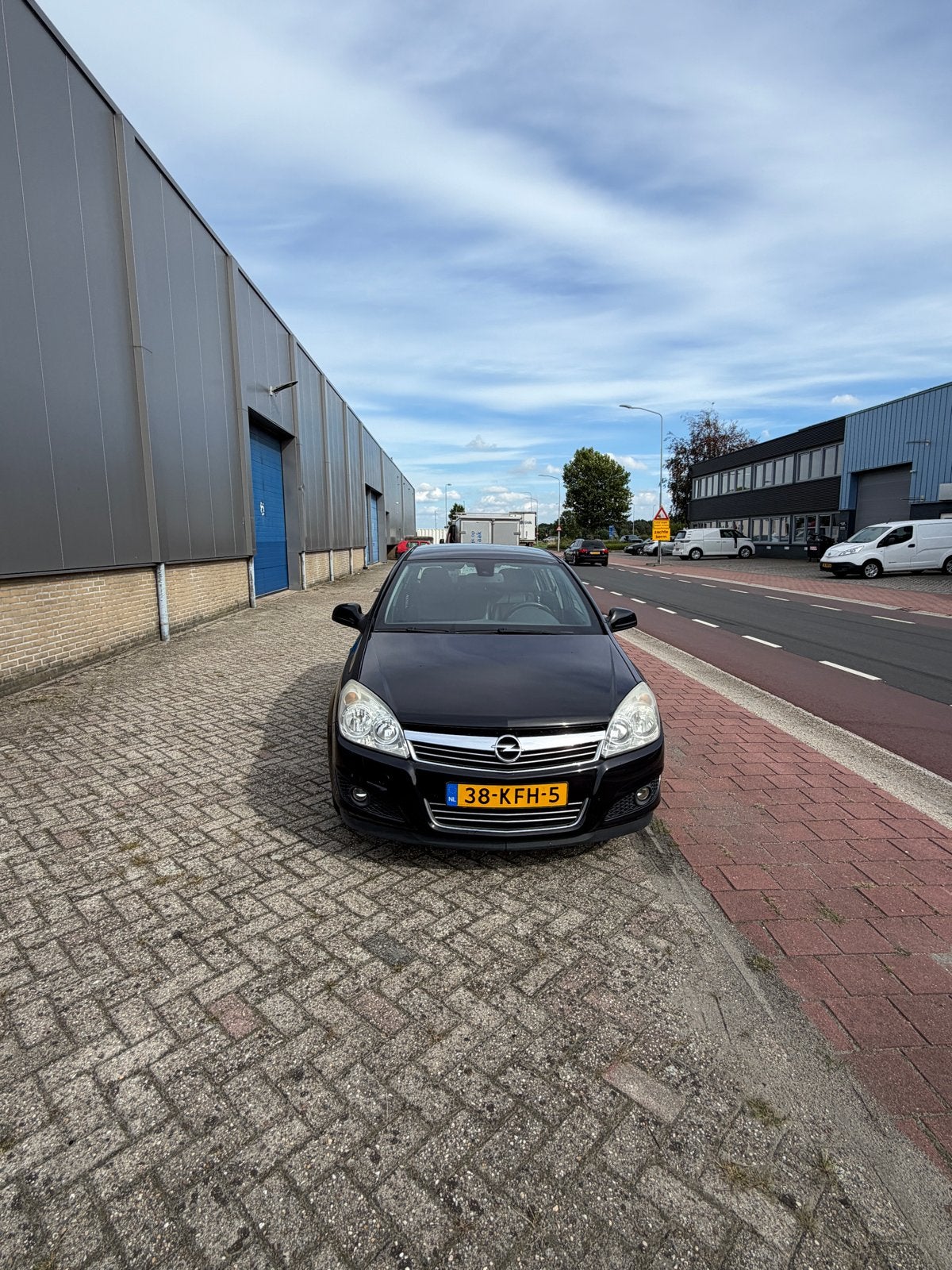 Opel Astra 1.6 16V 5D 85KW 2009 Zwart, Auto's, Zwart, 4 cilinders, 635 kg, Zwart