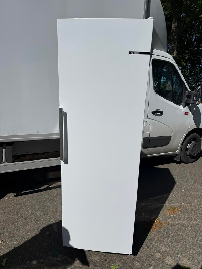 BOSCH Vriezer met No Frost - Afmetingen zie foto's, Witgoed en Apparatuur, Ophalen, 150 tot 200 liter, Gebruikt, 60 cm of meer