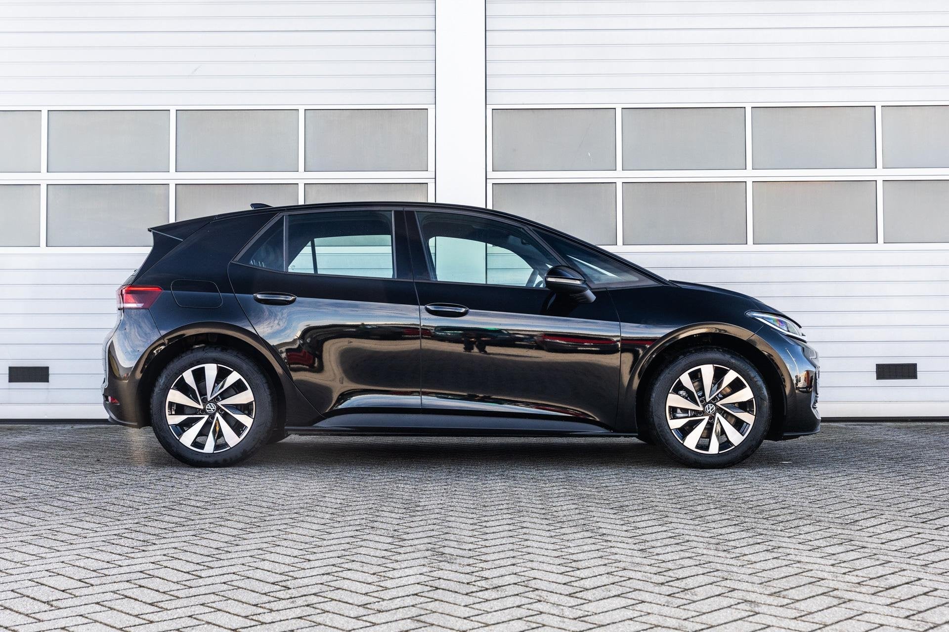 Volkswagen ID.3 Neo Trend 170pk 50 kWh | Comfort Pakket, Auto's, 12 maanden, Zwart, ID.3, Zwart