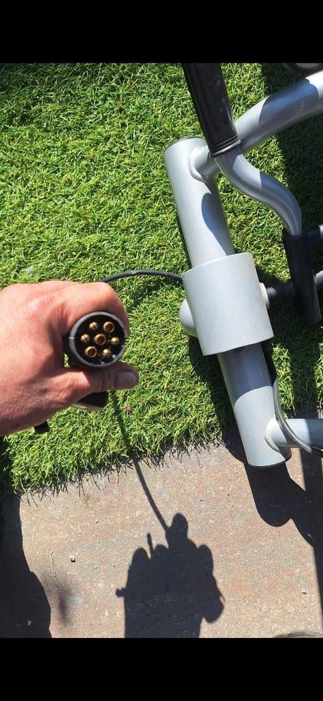 Thule fietsendrager voor 2 fietsen met kantelsysteem, Auto diversen, Ophalen