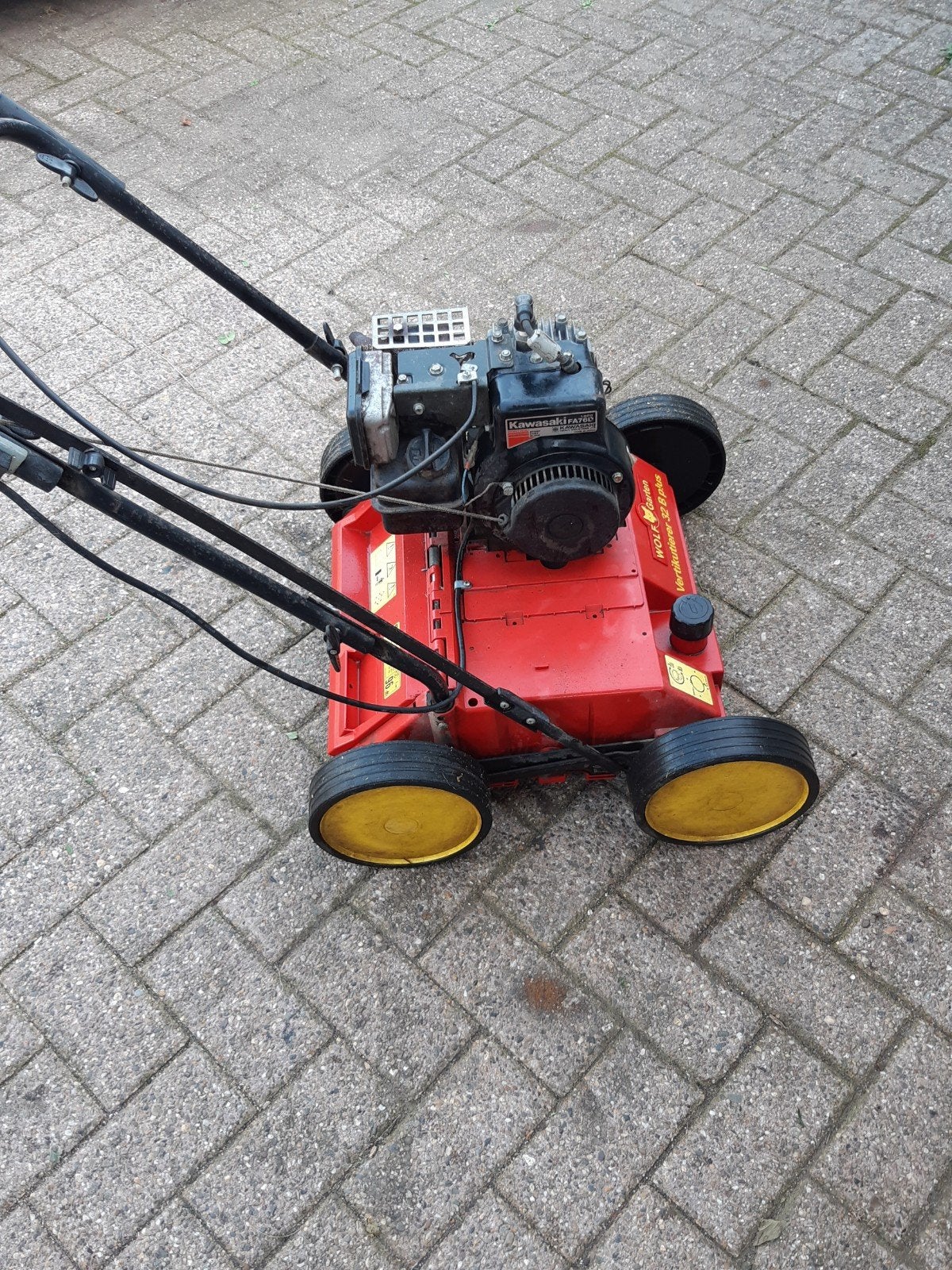 Te huur Wolf-Garten Verticuteermachine 32 B Plus Benzine, Tuin en Terras, Ophalen, Gebruikt, Benzine, Wolf-Garten