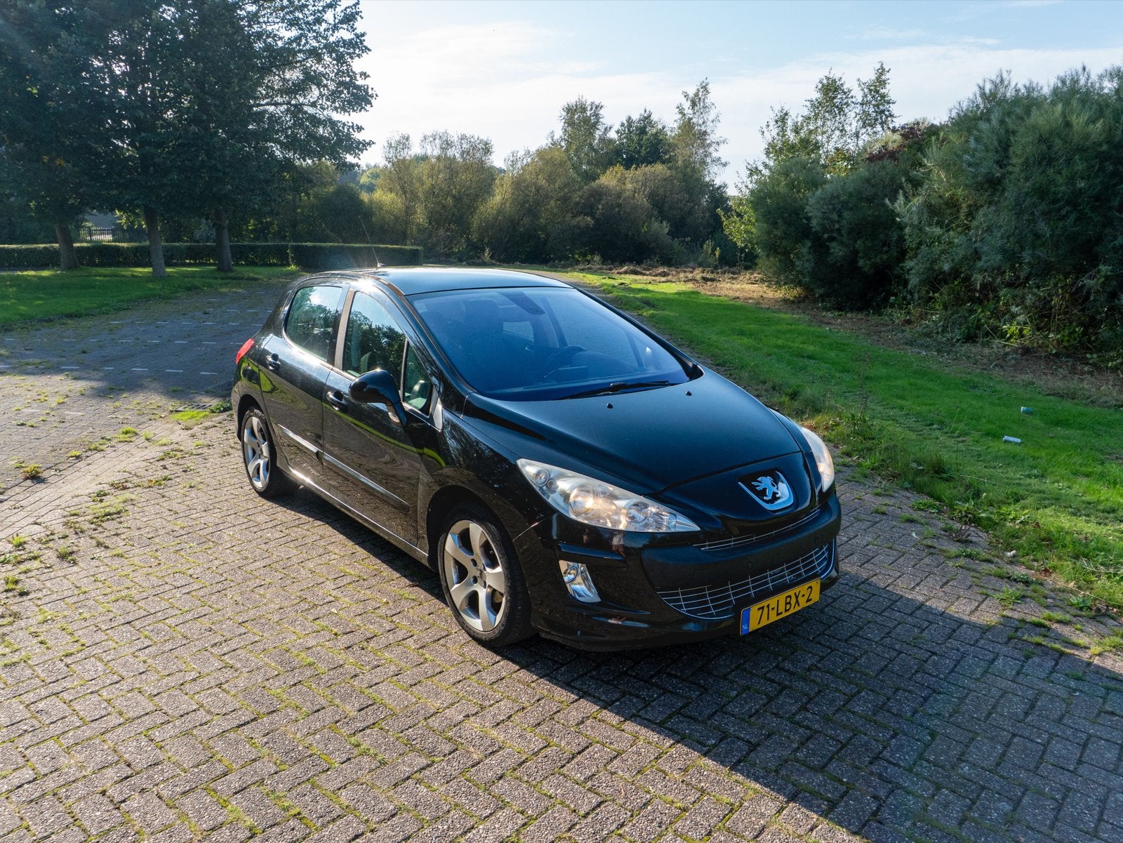 Peugeot 308 1.6 THP 103KW 5-DRS AUT 2010 Zwart