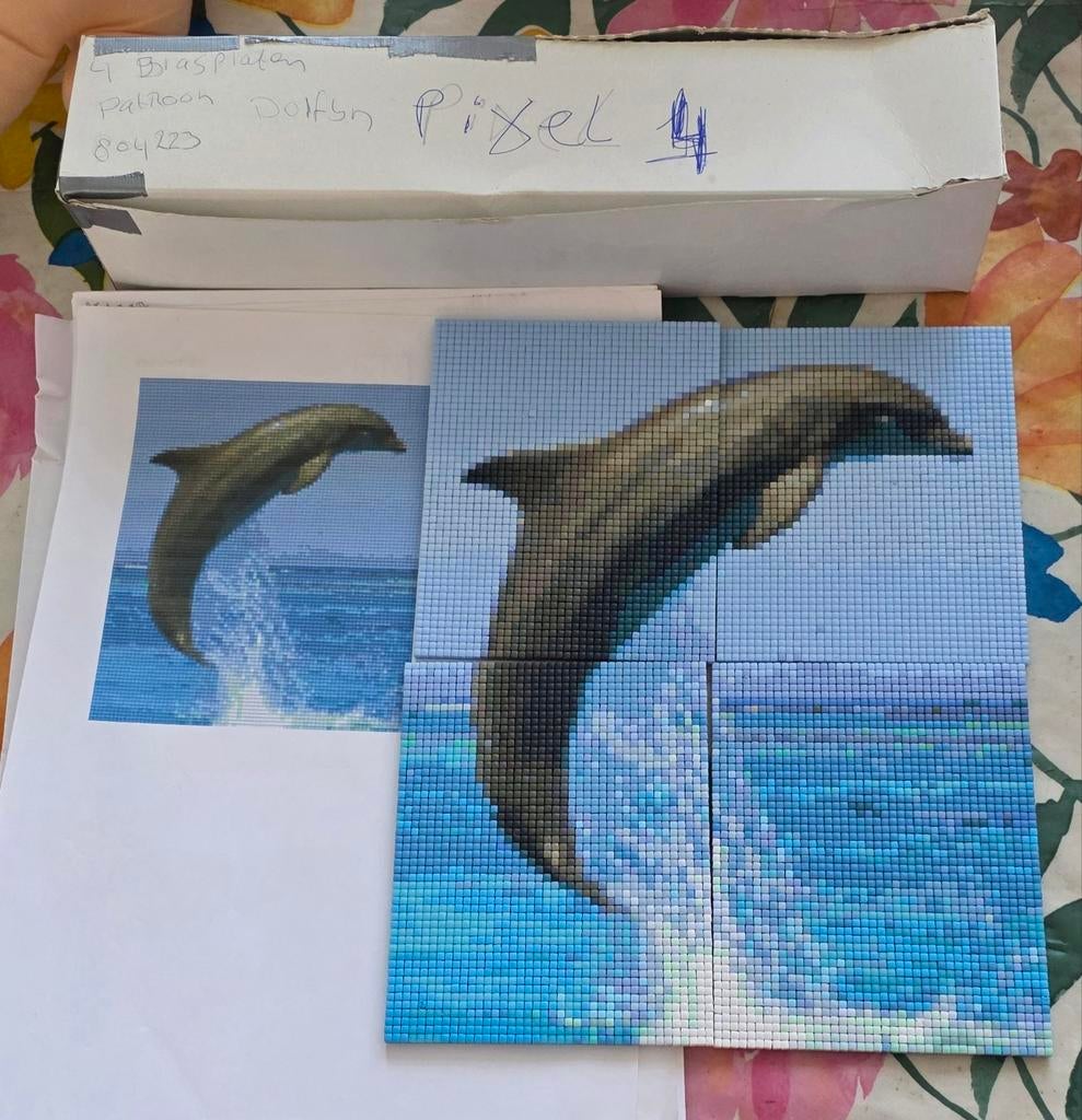 Pixelhobby Dolfijnen Pixel Art - 2 Gemaakt, 2 Onvoltooid, Gebruikt, Dieren, Meerkleurig, Ophalen of Verzenden