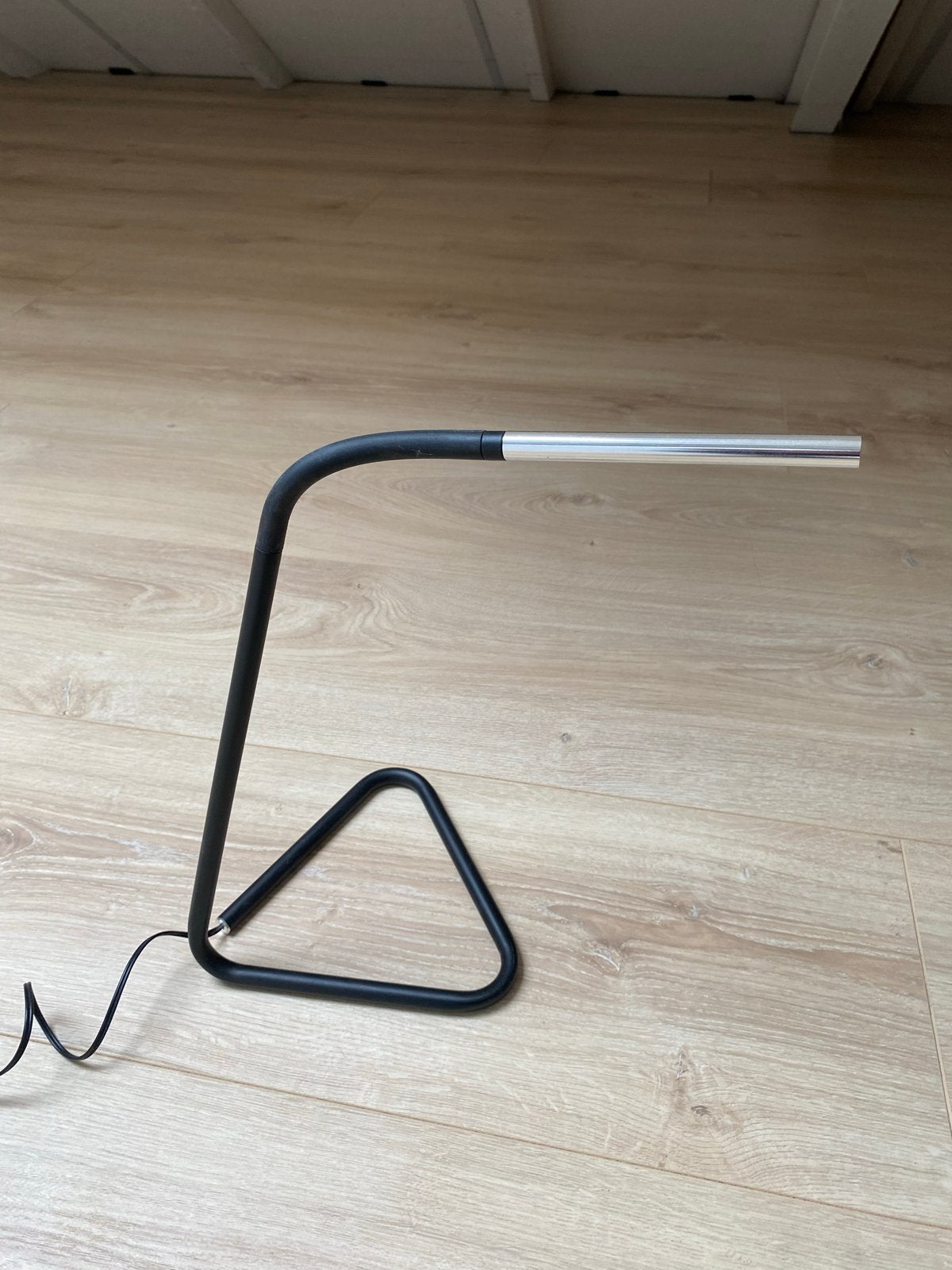 IKEA LED Bureaulamp - Zwart/Zilver - Modern Design, Bureaulamp, LED verlichting, Overige fittingen, Ophalen of Verzenden