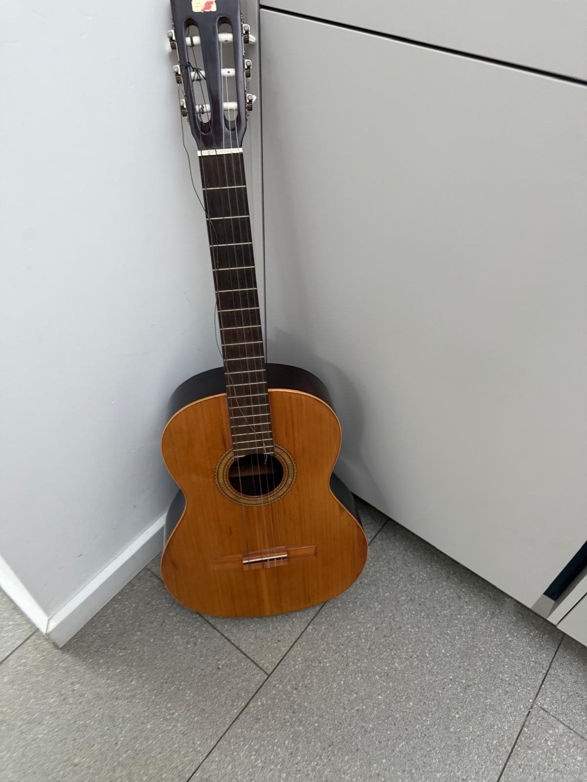 Alhambra Klassieke Gitaar - Goede Staat, Ophalen of Verzenden, Gebruikt, Klassieke of Spaanse gitaar