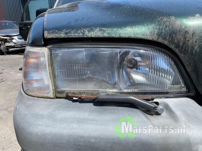 Koplamp rechts van een Volvo V70, Gebruikt, -, -, Ophalen of Verzenden