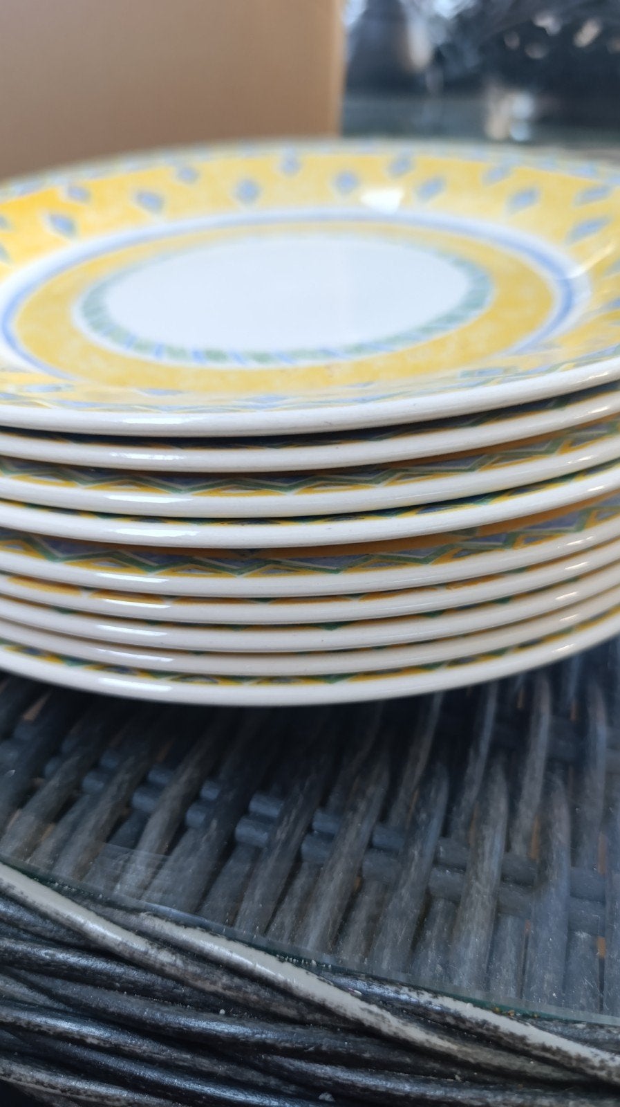 9 Churchill Ports of Call borden, geel/blauw, lichte sporen, Gebruikt, Overige merken, Keramiek, Ophalen of Verzenden