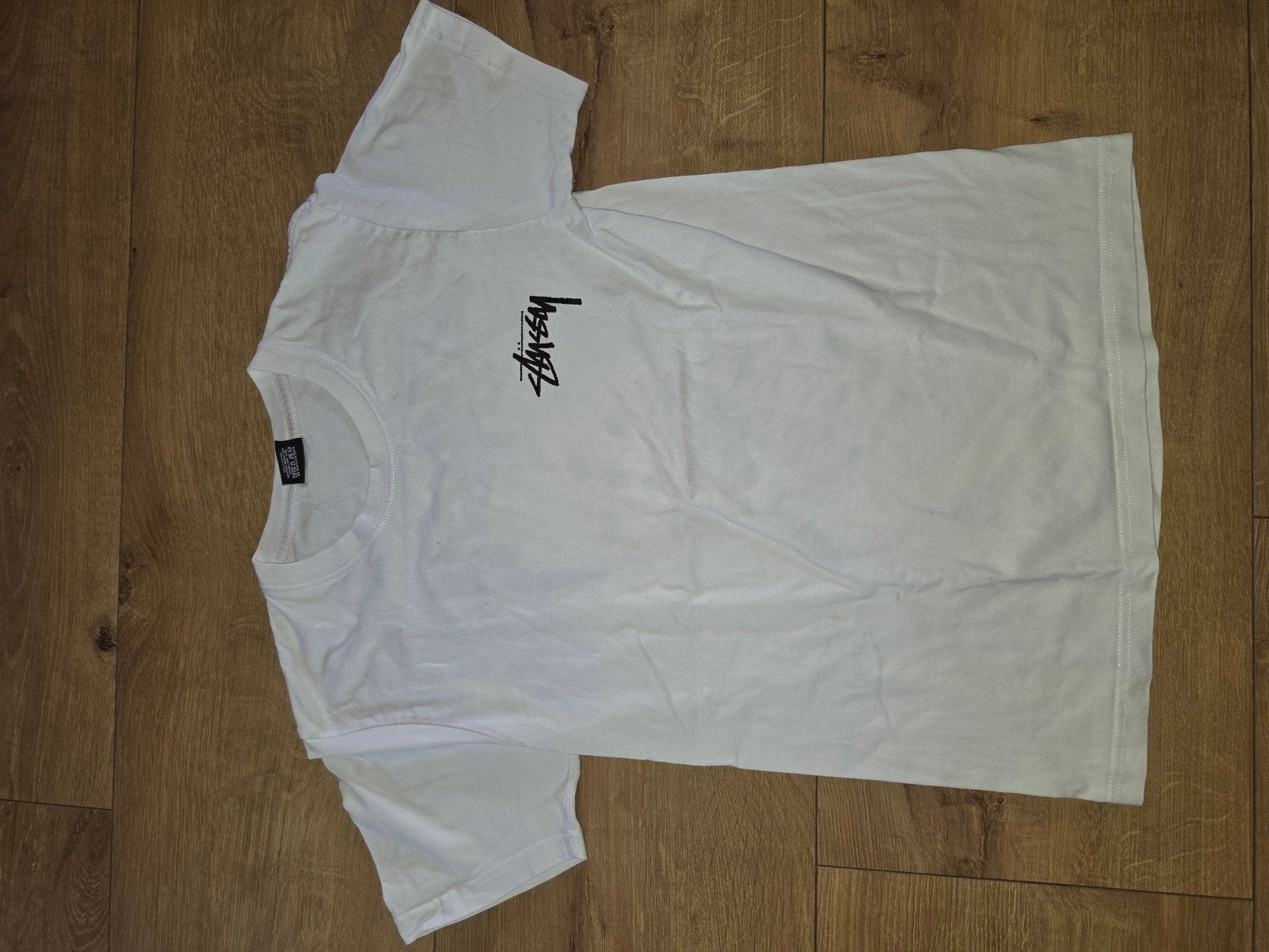 Stussy T-shirt met dobbelstenen print - Maat S, Kleding | Heren, Wit, Stussy, Ophalen of Verzenden, Gedragen