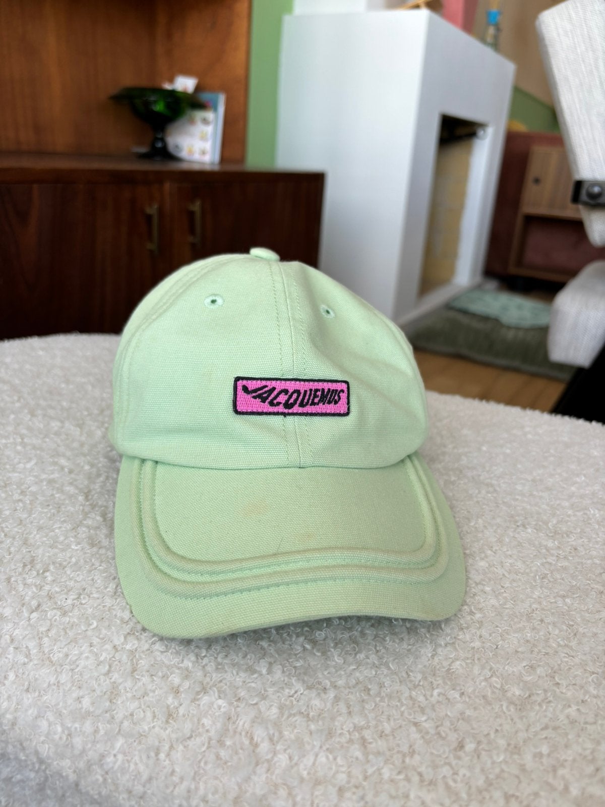 Jacquemus pet groen roze, Ophalen of Verzenden, Zo goed als nieuw, 58 of 59 cm (L, 7¼ of ⅜ inch), Pet