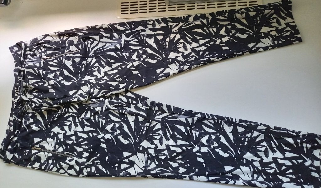 ELVIRA mooie ecru broek met zwart en grijs, maat 42, Verzenden, Zwart, Maat 42/44 (L), Zo goed als nieuw