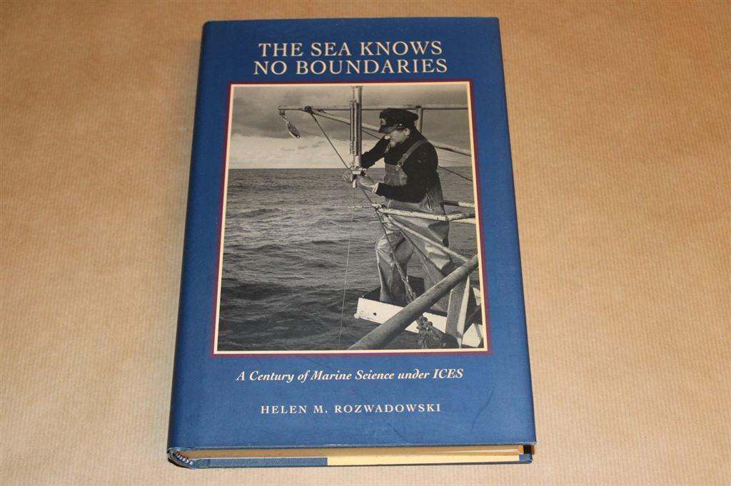 The sea knows no boundaries - Century of Marine Science, Ophalen of Verzenden, 14e eeuw of eerder, Zo goed als nieuw