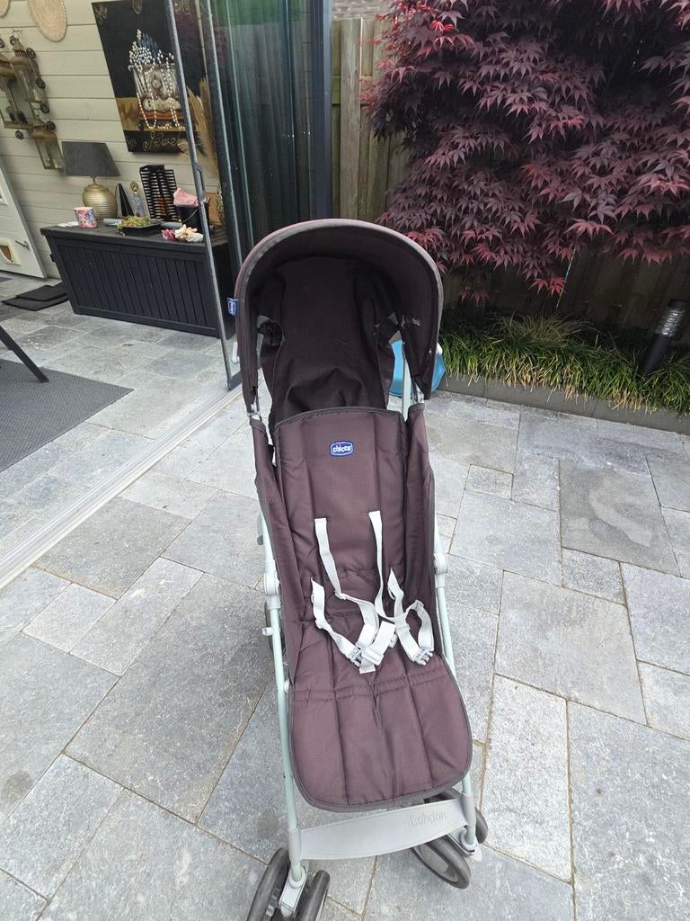 Chicco London buggy met regenhoes, Ophalen of Verzenden, Gebruikt, Overige merken, Verstelbare rugleuning