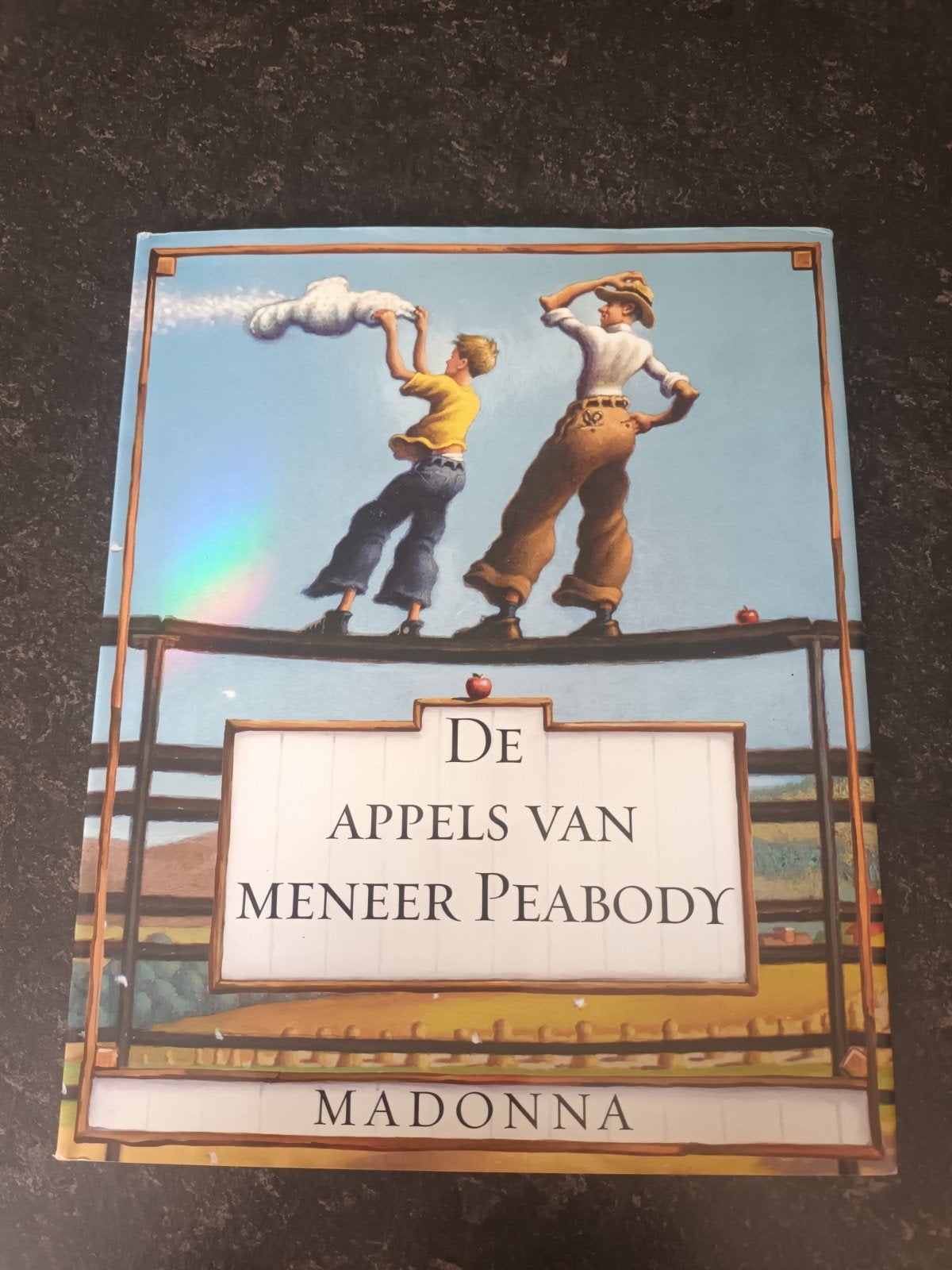 Madonna - De appels van meneer Peabody, Ophalen of Verzenden, Zo goed als nieuw, Madonna, Prentenboek
