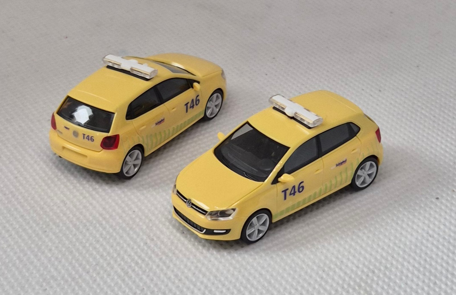 VW Polo Schiphol Eigenbouw, Ophalen of Verzenden, Zo goed als nieuw, Auto, Herpa