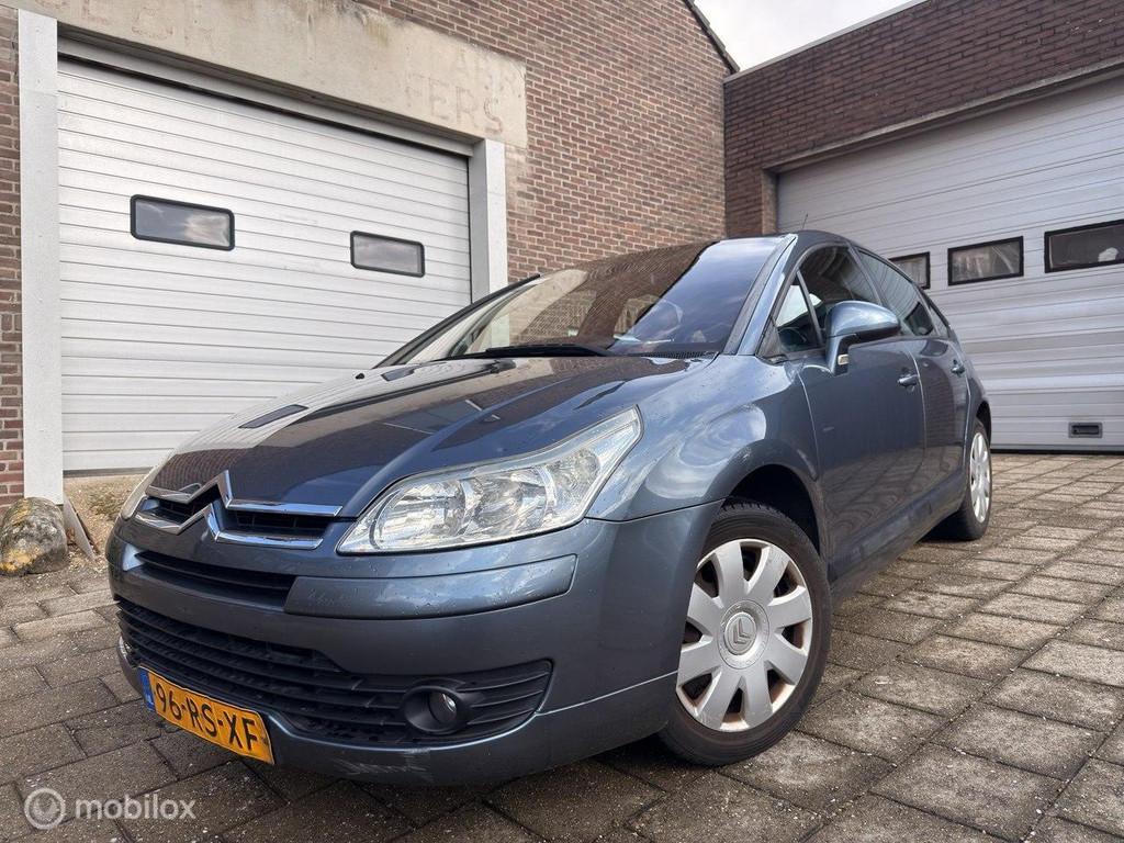 Citroen C4 1.6-16V Ligne Ambiance, Voorwielaandrijving, Gebruikt, 4 cilinders, 1587 cc