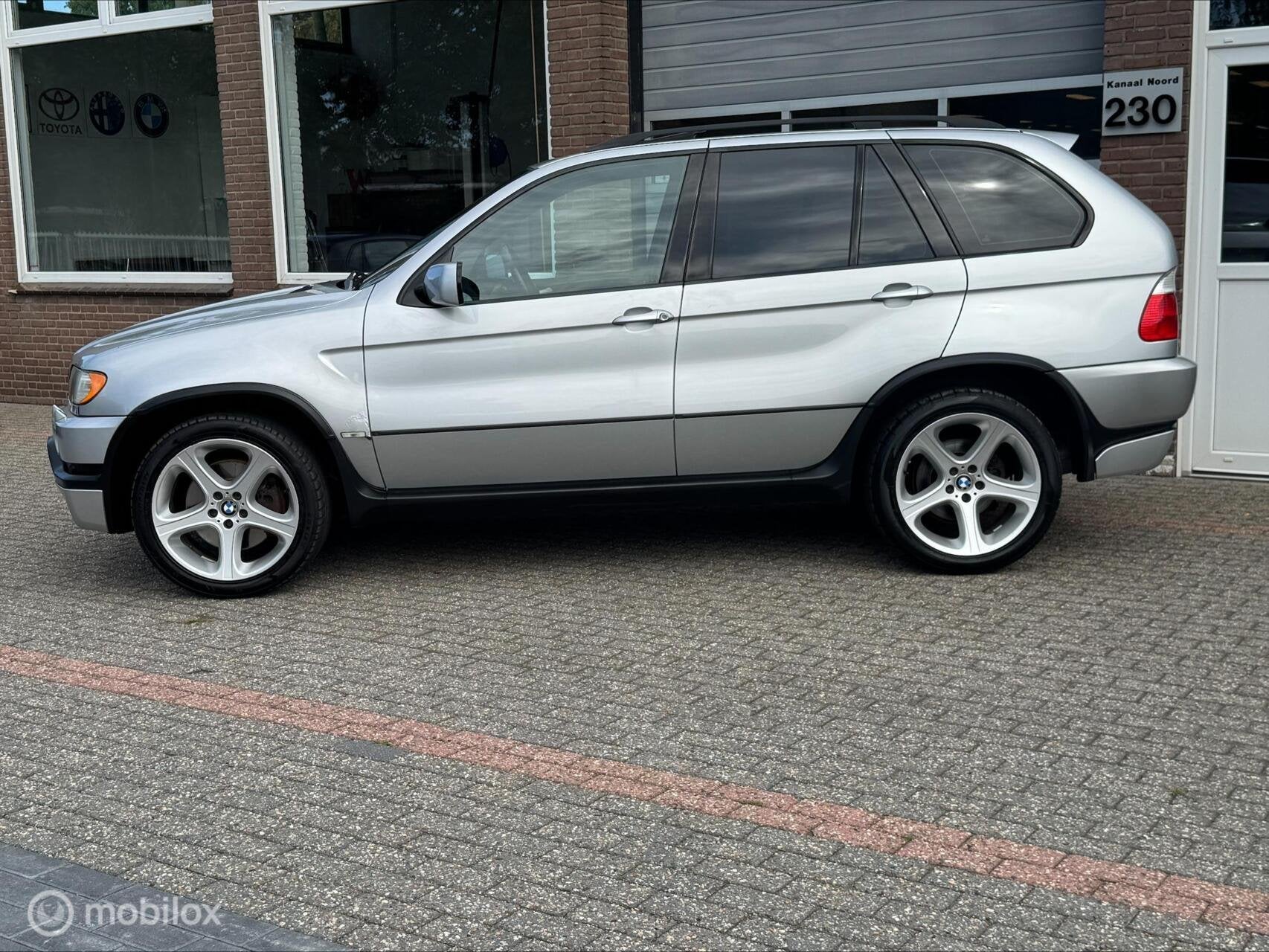 BMW X5 4.6is AUT LEDER/SCH.DAK/ECC-AIRCO, Auto's, Automaat, Gebruikt, 347 pk, Leder