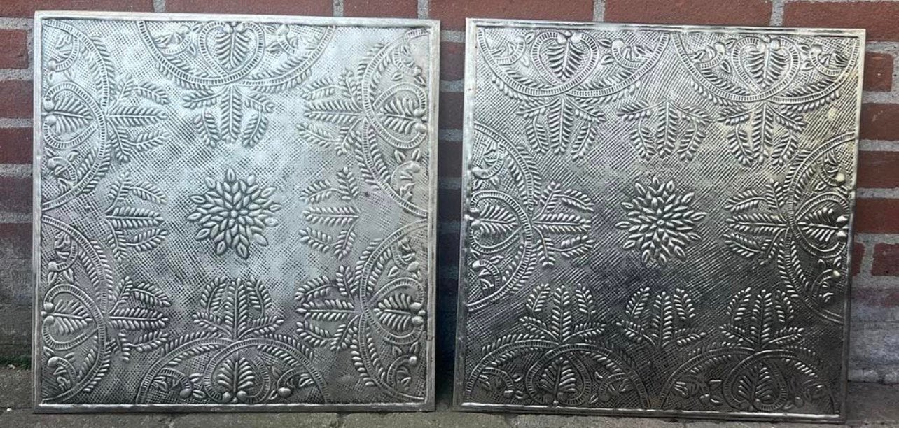 2 aparte blikken wand decoratie 50x50cm, Oosters, Zilver, Ophalen of Verzenden, Zo goed als nieuw